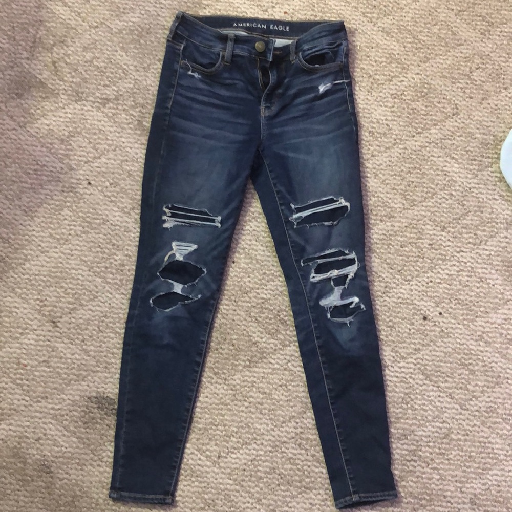 ripped and patched american eagle jeans size 4 regular